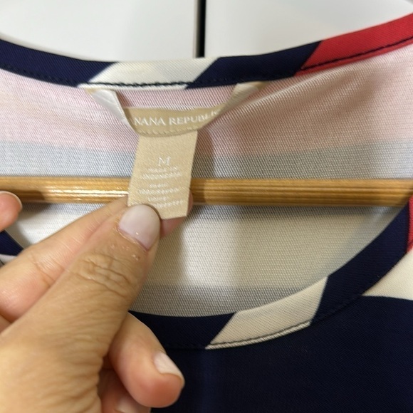 Banana Republic Patio Maxi Striped dress SzM - Picture 3 of 10